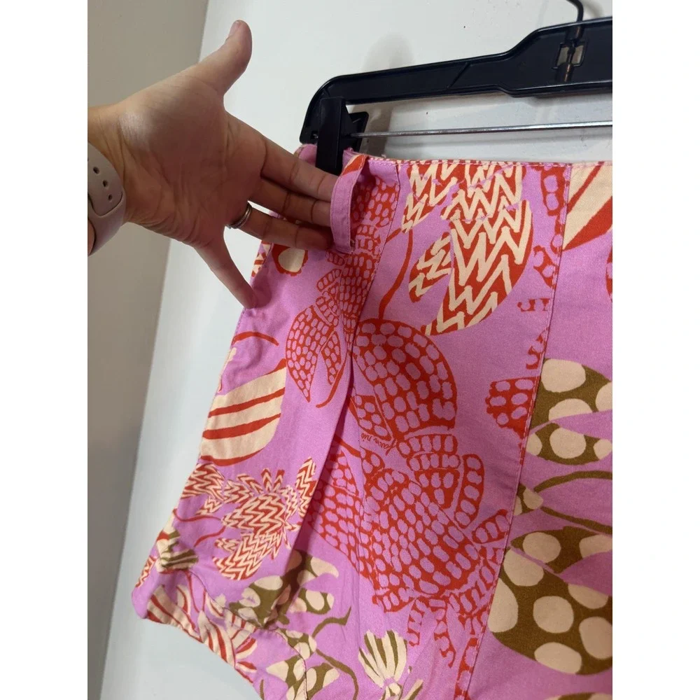FARM Shorts Womens Medium Multicolor Floral Poplin Pleated Culotte Lined‎ Summer